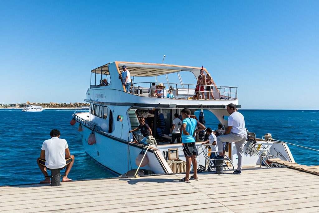 Diving Full Day 2 Stops Boat Trip For Beginners With Lunch And Transfer–Hurghada 1 1024x683